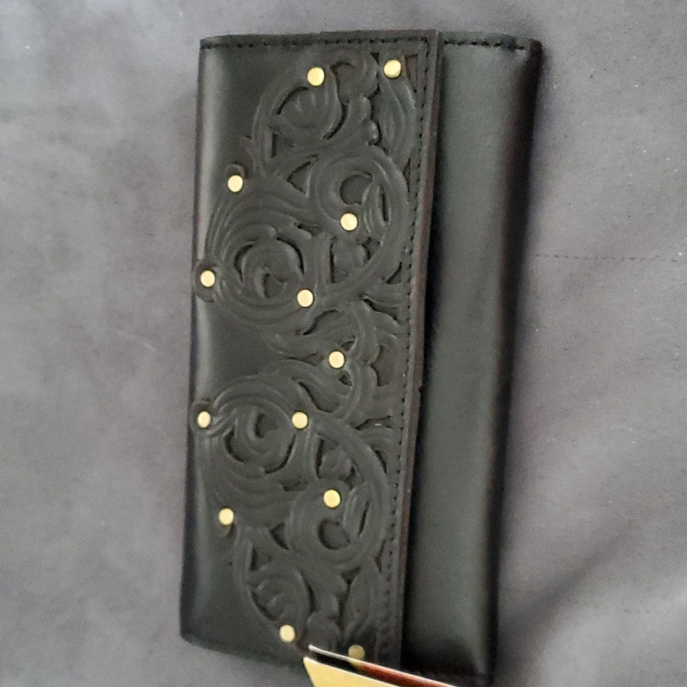 Patricia Nash Filigree Terresa Wallet